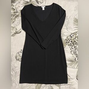 H&M Bodycon Long Sleeve V-neck Dress